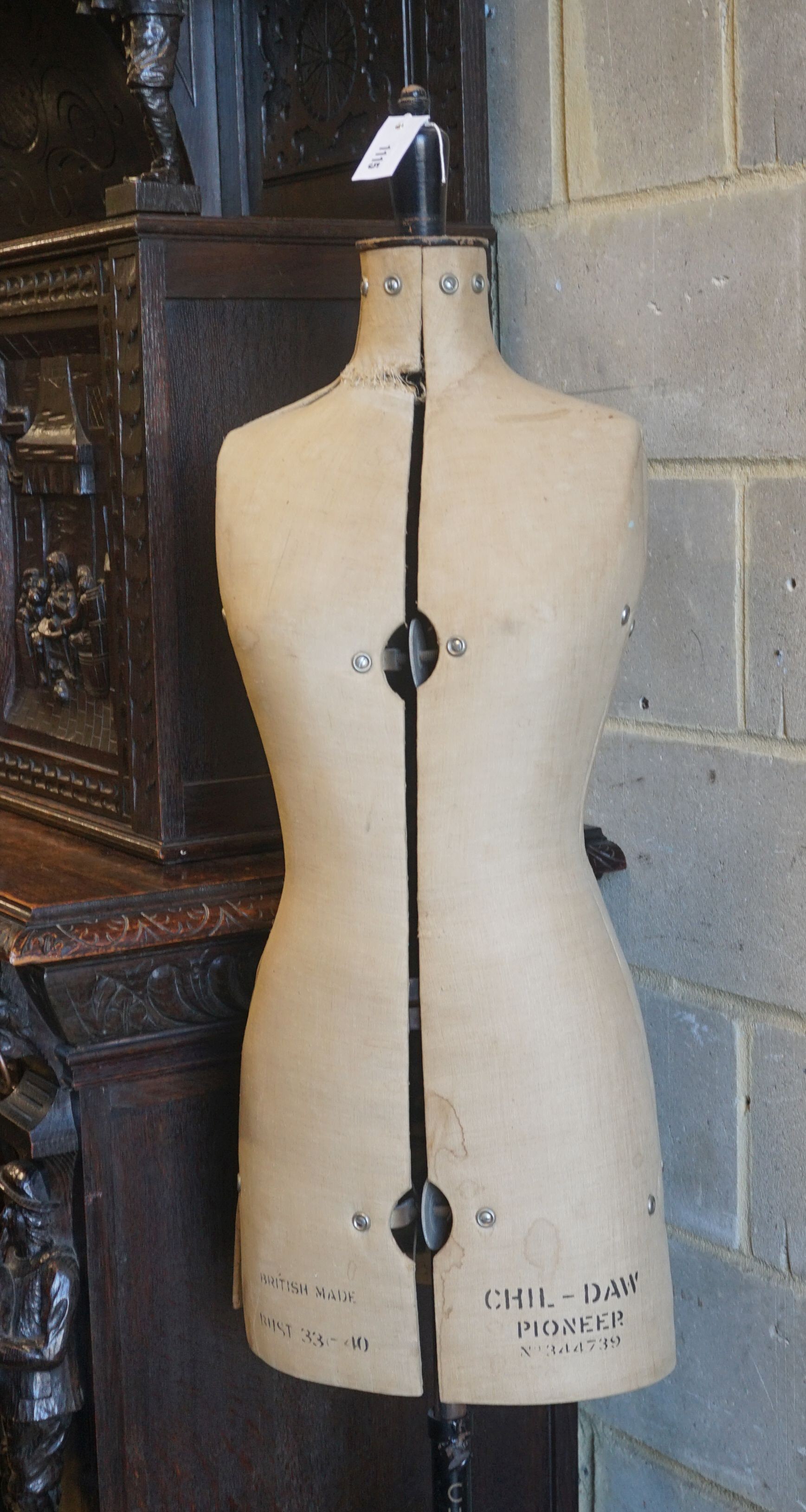 An early 20th century Chill-daw tailor's dummy, height 168cm